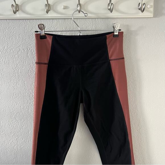 Athleta Salutation Colorblock Asym 7/8 Leggings In Powervita - Picture 4 of 10